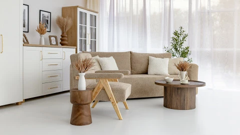 jak-ustawic-duzo-miejsc-siedzacych-w-malym-salonie